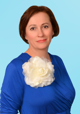 Захарова Елена Михайловна.
